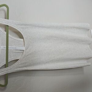 NWT! Lululemon Womens size 14 Love Tank. Cream/Heathered color